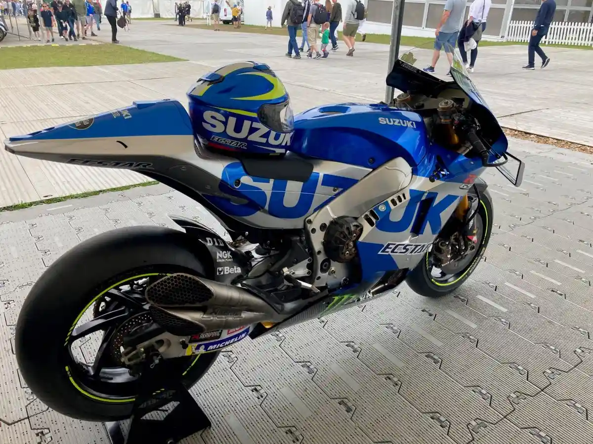 Motogp bike helmet 1 1200x900 Dumfries